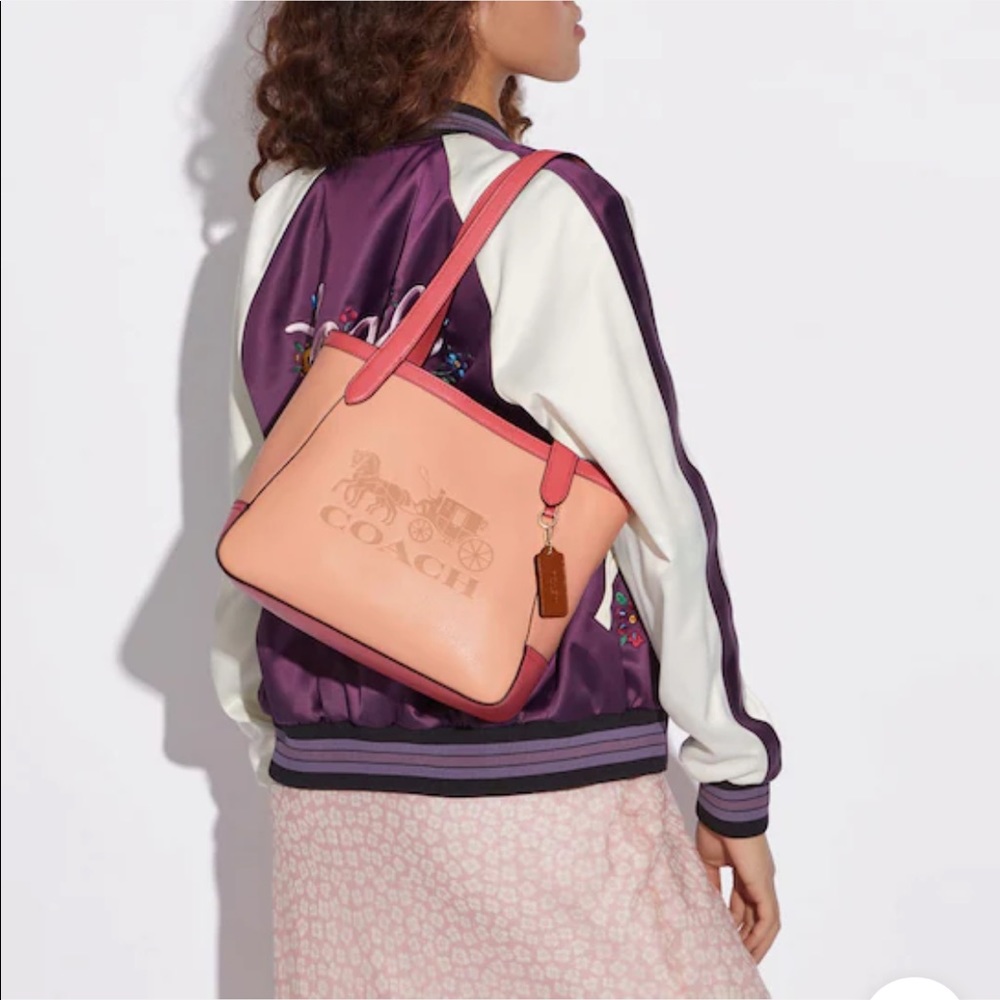 NEW•COACH HORSE & CARRIAGE 27” COLORBLOCK TOTE- GOLD & BLUSH•NWT• - Picture 2 of 11
